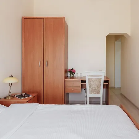 Asiya Fogadó 3*